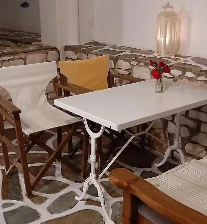 Maria In Paros 2-4 Persons ナウサ