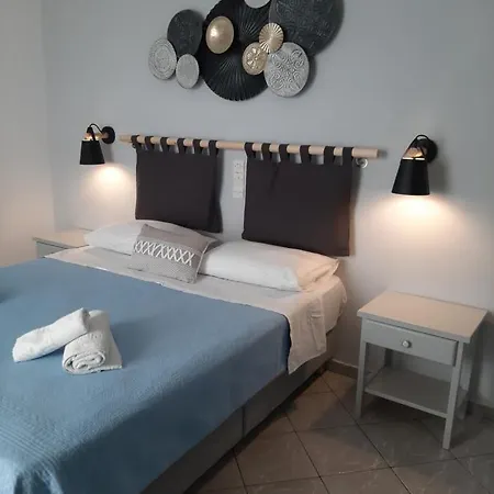 Maria In Paros 2-4 Persons アパート ナウサ