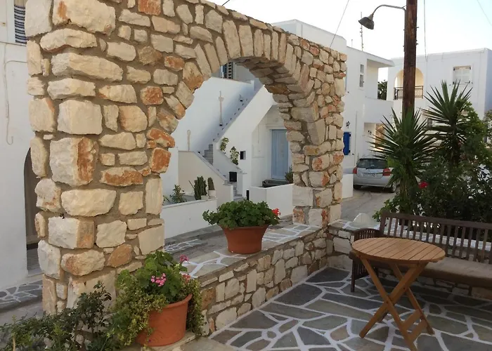 Maria In Paros 2-4 Persons *